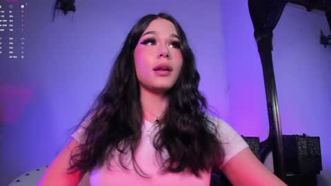 Snapshot of maddy_rios chatting on 12.21.24 maddy_rios online show from 12.21.24