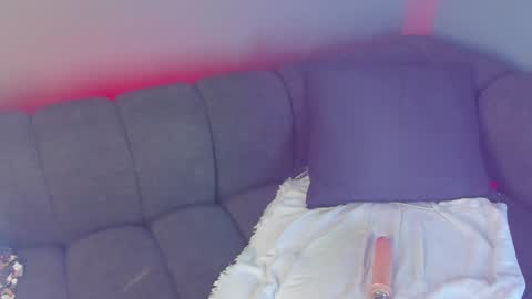 Maddy  online show from 12.12.24