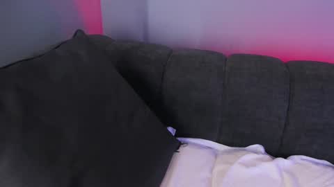 Maddy  online show from 02.06.25