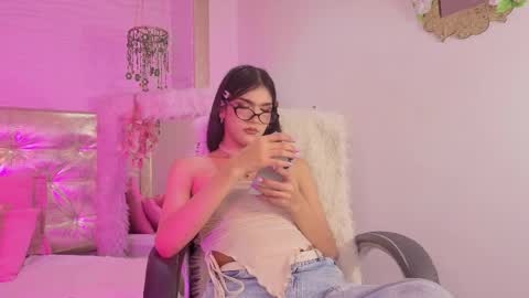 Maddy  online show from 04.18.26