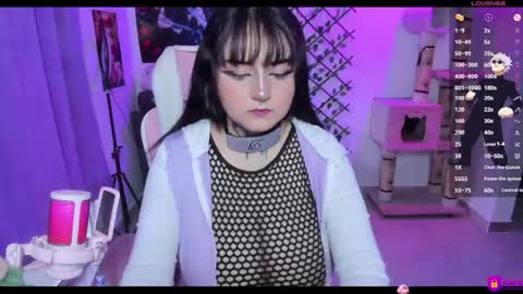 Snapshot of maddyfoox chatting on 05.27.26 Maddy Foox online show from 05.27.26
