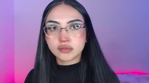 Snapshot of maddyghost chatting on 09.08.25 Please followme and rate me your thumbs up online show from 09.08.25