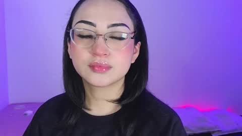 Snapshot of maddyghost chatting on 09.17.25 Please followme and rate me your thumbs up online show from 09.17.25