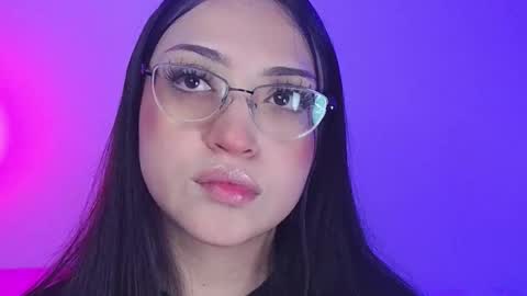 Snapshot of maddyghost chatting on 09.29.25 Please followme and rate me your thumbs up online show from 09.29.25