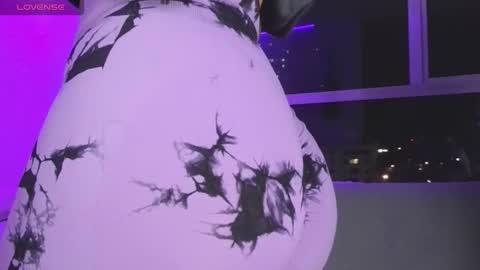 Snapshot of maddyghost chatting on 11.09.25 Please followme and rate me your thumbs up online show from 11.09.25