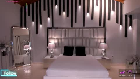 Maddy Owens online show from 02.09.26