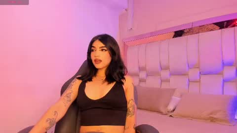 Snapshot of maddyperez8 chatting on 06.30.26 BELLA online show from 06.30.26