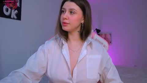 Snapshot of made_by_heaven chatting on 03.12.25 Rada online show from 03.12.25