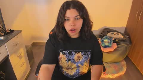 madelaine_taylor online show from 10.05.25