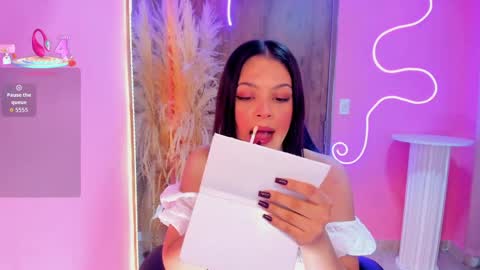 Snapshot of madelinsharapova chatting on 04.02.26 Madelin online show from 04.02.26