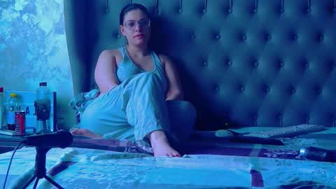 madelynvelure online show from 03.27.26