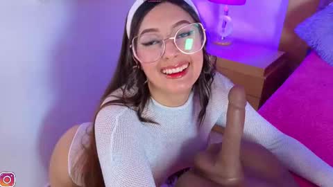    online show from 11.04.25