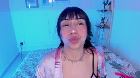 MADISON  online show from 10.03.25