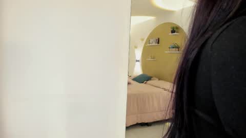 MADISON  online show from 10.20.25