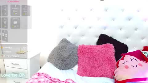 Snapshot of madison_horny69 chatting on 02.23.25 Jenny online show from 02.23.25