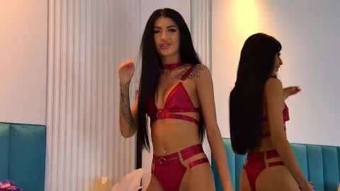 Snapshot of madison_kroft chatting on 10.01.25 MadisonKroft online show from 10.01.25