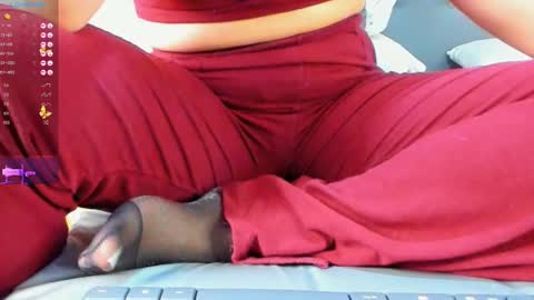 Snapshot of madison_milan chatting on 11.13.25 online show from 11.13.25