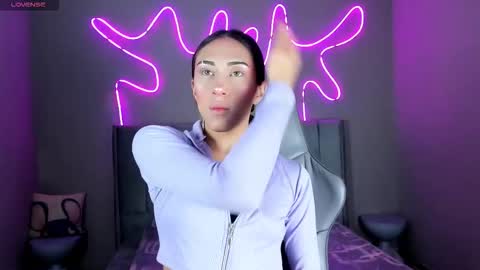 madison_rey__ online show from 11.22.25