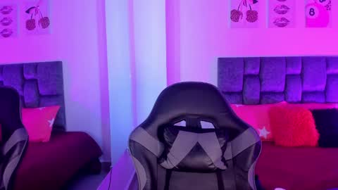 Madison Rosee online show from 04.15.26