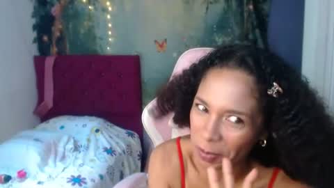 Snapshot of madison_tits chatting on 06.12.26 madison_tits online show from 06.12.26