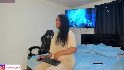 Snapshot of madisonbrunette_lxs chatting on 10.22.25 madison online show from 10.22.25