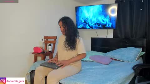 Snapshot of madisonbrunette_lxs chatting on 11.07.25 madison online show from 11.07.25