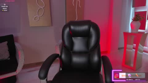 Maddi Collins online show from 04.03.26