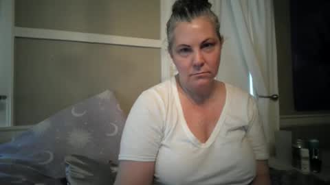 Snapshot of madisonfelicia chatting on 11.21.25 Madison online show from 11.21.25