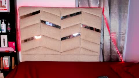 madissonlee__ online show from 05.27.26