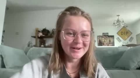 Snapshot of madlymads chatting on 12.14.25 madlymads online show from 12.14.25