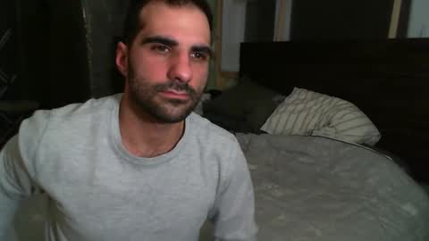 Snapshot of madmax0133 chatting on 02.23.25 Guigui online show from 02.23.25