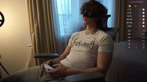 Snapshot of maestro3369 chatting on 11.15.25 Mike XMaestro 3369 online show from 11.15.25