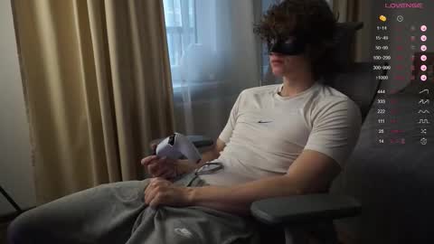 Snapshot of maestro3369 chatting on 11.26.25 Mike XMaestro 3369 online show from 11.26.25