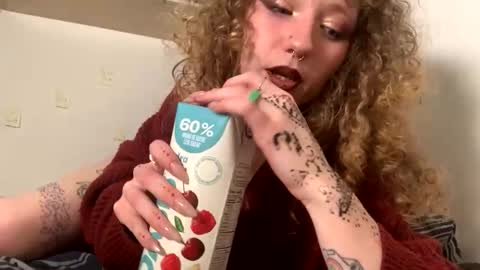 maevebabexo online show from 12.21.25