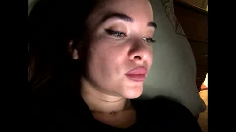 Snapshot of magggg658318 chatting on 01.12.25 magggg658318 online show from 01.12.25