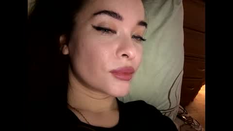 Snapshot of magggg658318 chatting on 01.13.25 magggg658318 online show from 01.13.25