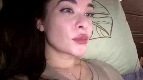 Snapshot of magggg658318 chatting on 10.14.25 magggg658318 online show from 10.14.25