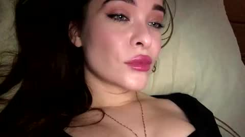 Snapshot of magggg658318 chatting on 11.04.25 magggg658318 online show from 11.04.25