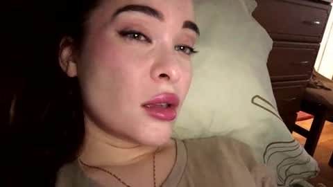 Snapshot of magggg658318 chatting on 11.27.25 magggg658318 online show from 11.27.25