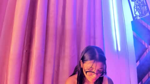 Snapshot of maggie_greene chatting on 10.03.25 Maggie online show from 10.03.25