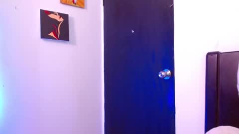 Snapshot of maggie_love77 chatting on 03.14.26 maggie online show from 03.14.26