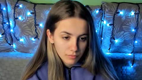 Maggie online show from 02.10.26