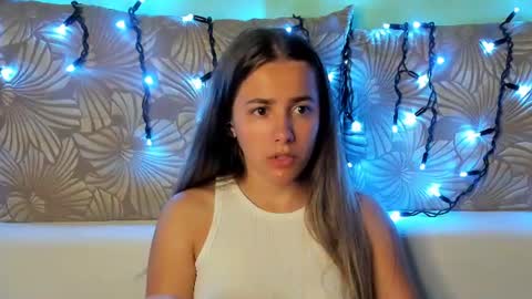 Maggie online show from 08.10.26