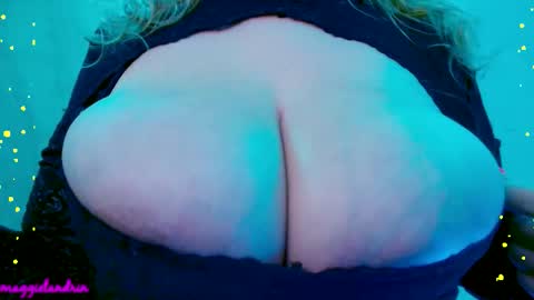 Snapshot of maggielandrin chatting on 01.13.26 Maggie online show from 01.13.26