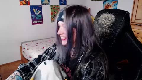 Snapshot of maggieswaggy chatting on 12.01.25 Magdalene Swaggy online show from 12.01.25