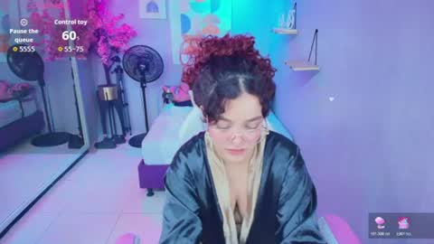 Snapshot of maggy_t18 chatting on 07.07.26 Maggy online show from 07.07.26