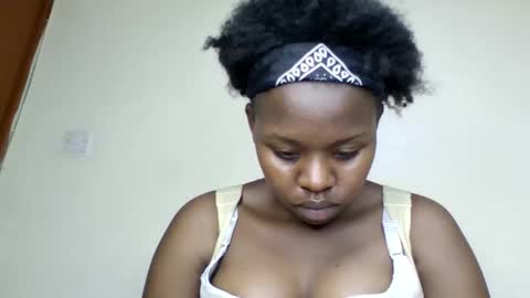 Snapshot of magic_bliss chatting on 12.21.25 Bliss online show from 12.21.25