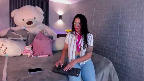 magic_ivone online show from 03.19.26