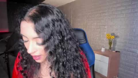 Snapshot of magic_marg chatting on 10.03.25 Marge online show from 10.03.25