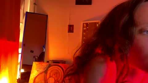 Mikky or Moon online show from 03.02.25